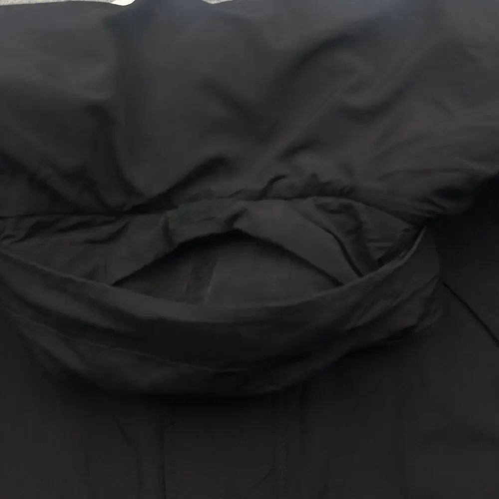 LL Bean Mountain Classic Water-Resist Men Large Jacket 0 UU64 PATCHED HOLE
